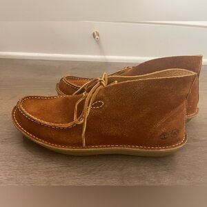 Timberland men’s suede chukka boots size 11